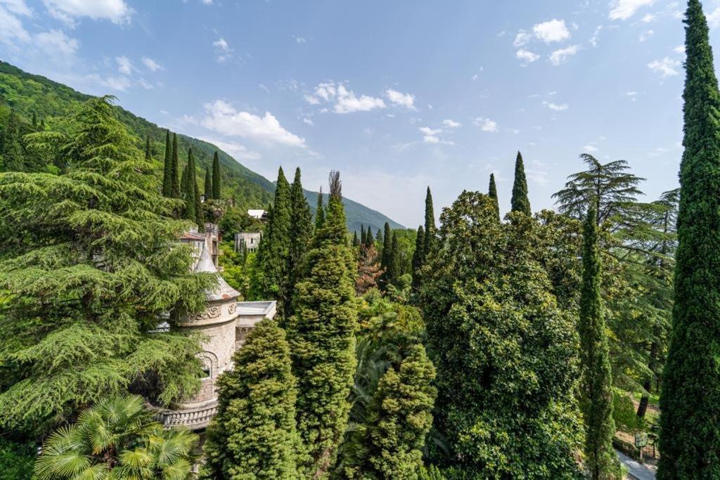 Gagra Hotel Printsevskii Zamok Bagian luar foto